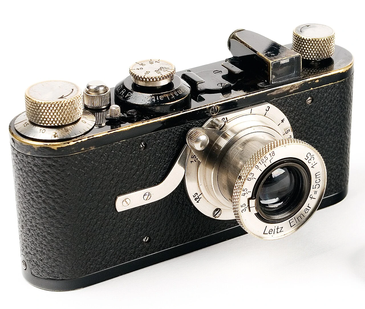 Leica I (A) mit Elmar 5 cm, spätes-1920er-Jahre-Exemplar. Foto: Eugene Ilchenko. Nicht die Ur-Leica von 1913–1914.
