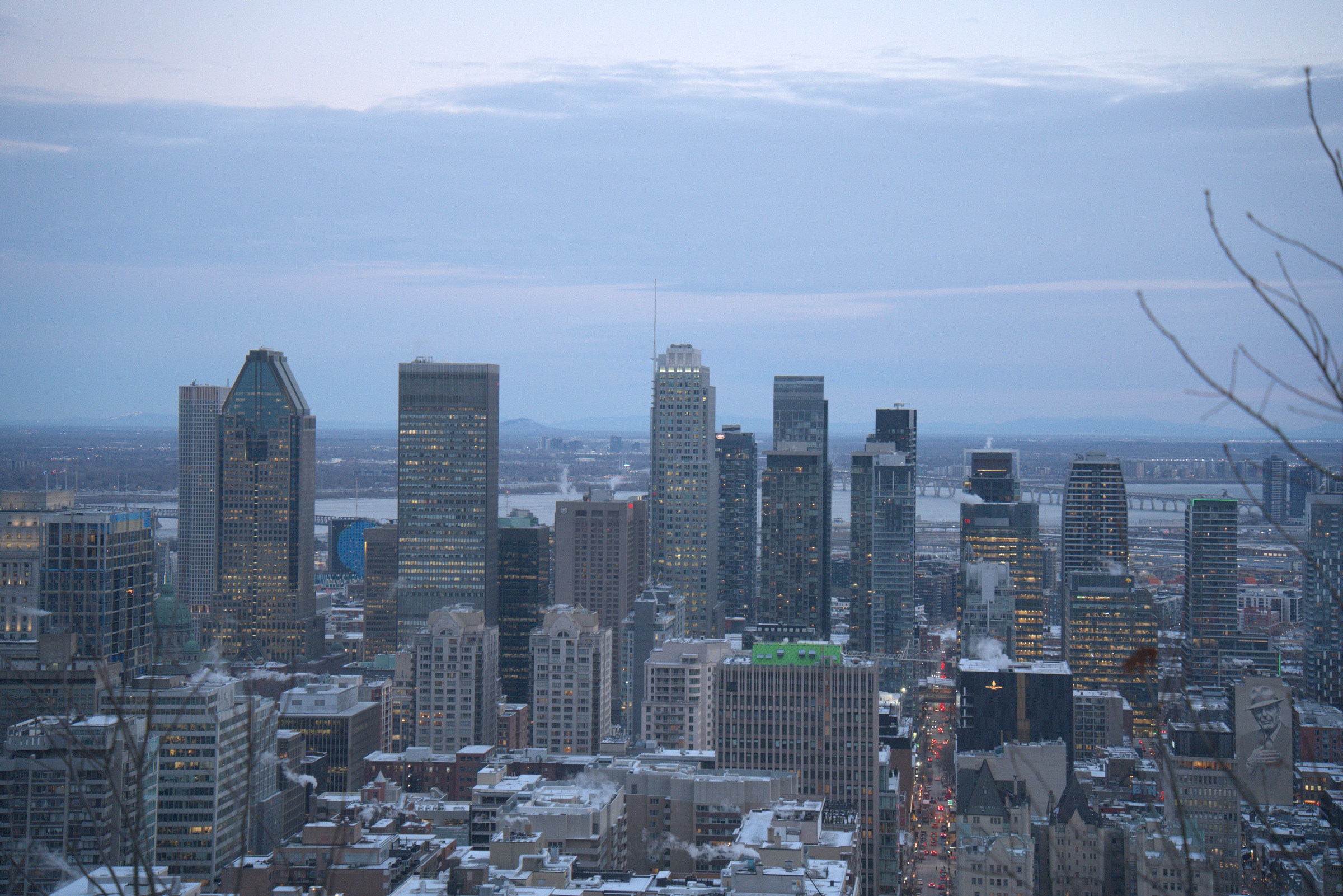 Montréal zur blauen Stunde — Originalfoto